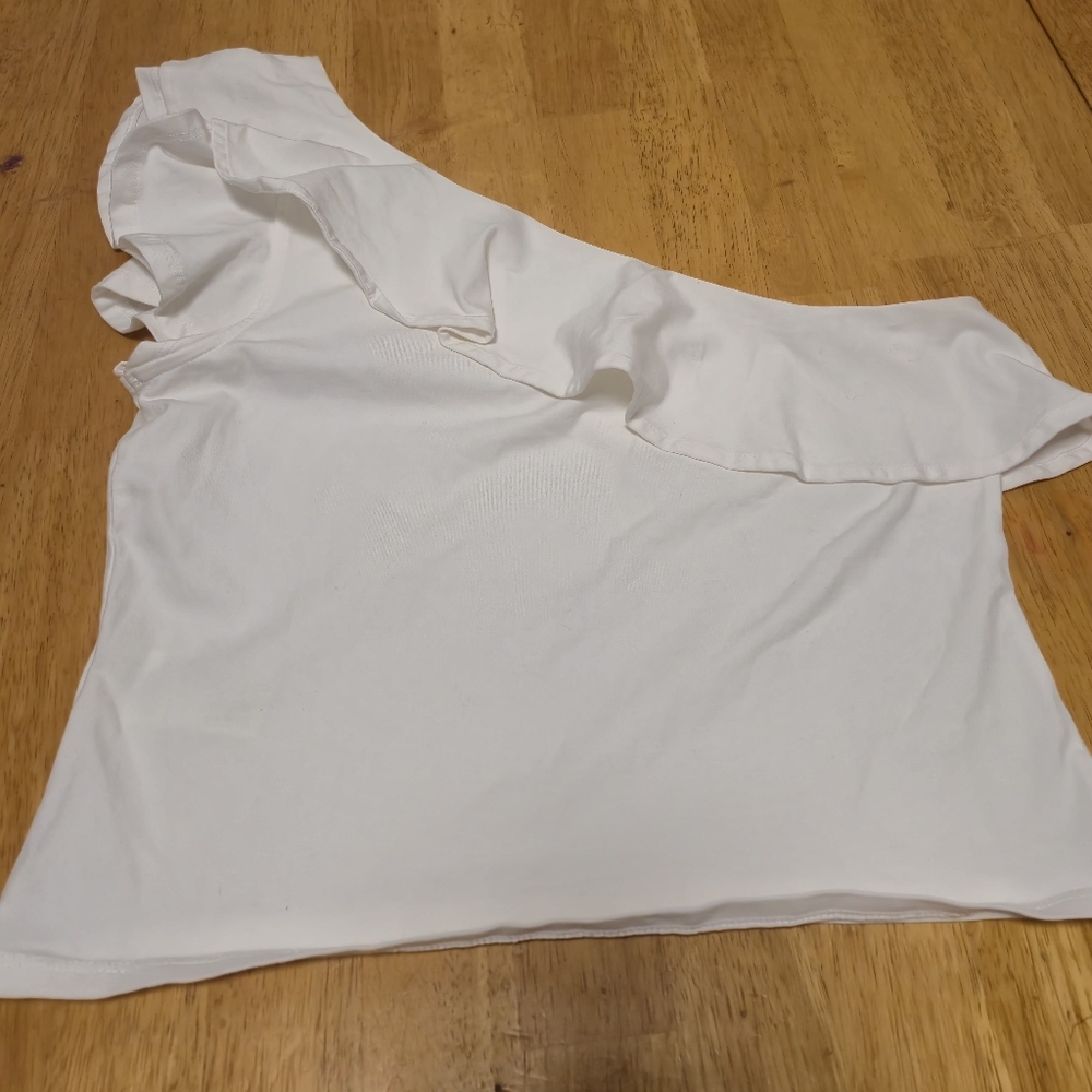 Maeve White Asymmetrical Ruffled Blouse - Picture 6 of 7